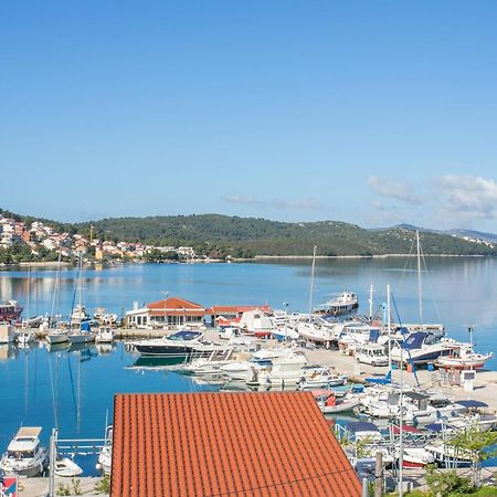 Seaside Apartments With A Swimming Pool Okrug Gornji, Ciovo - 11374 Трогир Экстерьер фото