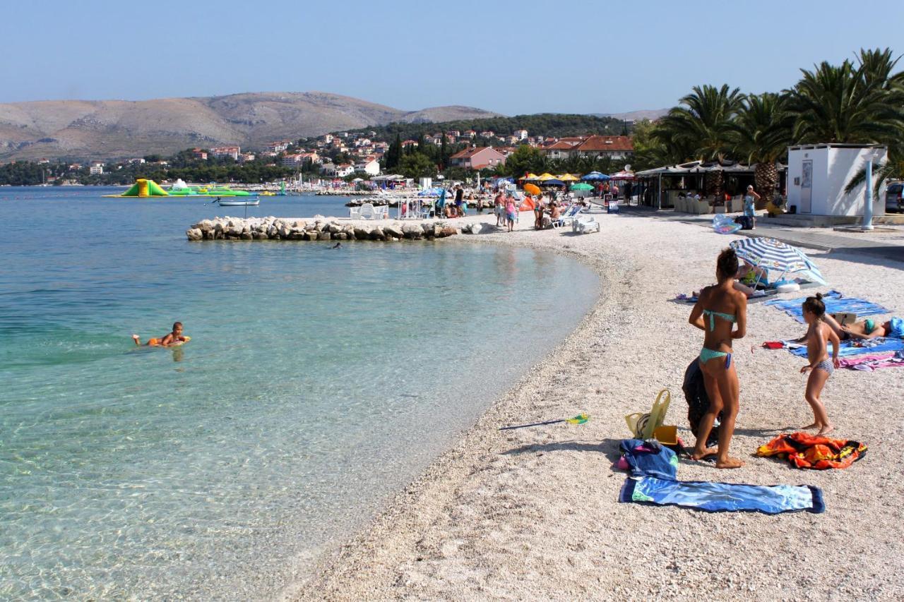 Seaside Apartments With A Swimming Pool Okrug Gornji, Ciovo - 11374 Трогир Экстерьер фото