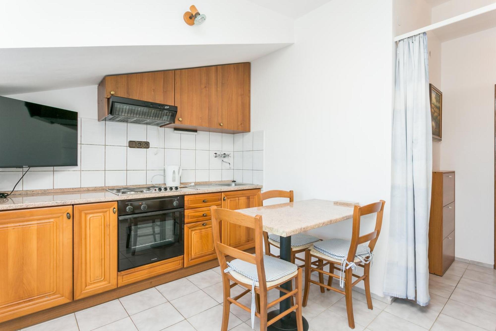 Seaside Apartments With A Swimming Pool Okrug Gornji, Ciovo - 11374 Трогир Экстерьер фото