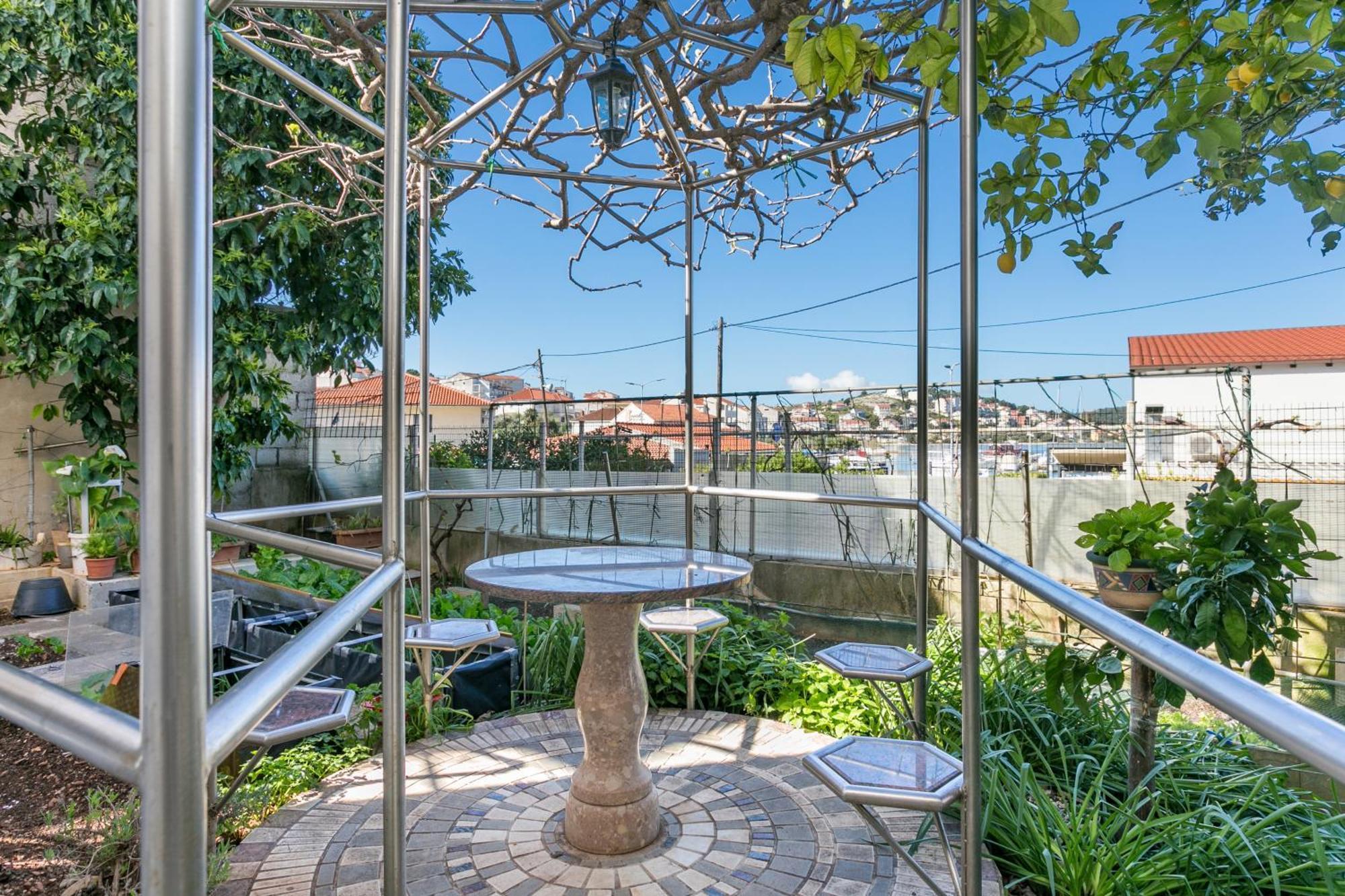 Seaside Apartments With A Swimming Pool Okrug Gornji, Ciovo - 11374 Трогир Экстерьер фото